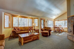 Newly Remodeled 27 Gannet Home features Kayaks, Bikes, and Hot Tub by 