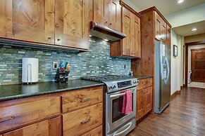 Points West 4 Bedroom Townhouse by RedAwning