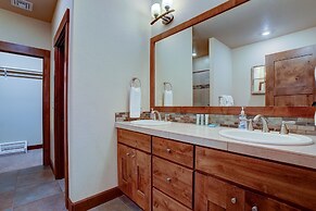 Points West 4 Bedroom Townhouse by RedAwning