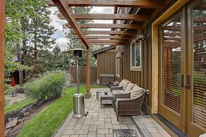 Points West 4 Bedroom Townhouse by RedAwning