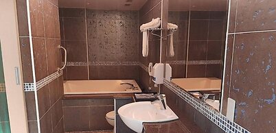 Chateau Motel & Spa - Daliao