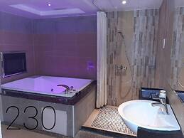 Chateau Motel & Spa - Daliao