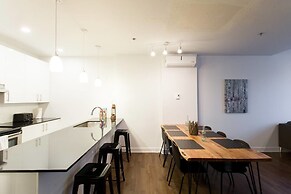 Huge Industrial Loft Near Mont-royal Metro