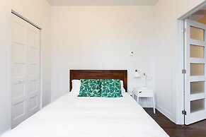 Huge Industrial Loft Near Mont-royal Metro