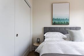 Spectacular and Modern Little Italy Penthouse