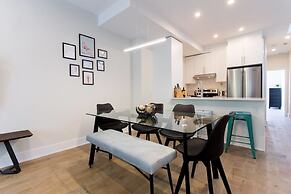 Spectacular and Modern Little Italy Penthouse