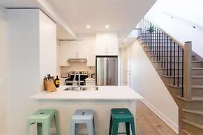 Spectacular and Modern Little Italy Penthouse