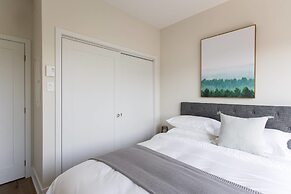 Spectacular and Modern Little Italy Penthouse