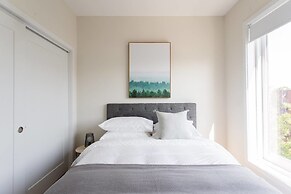 Spectacular and Modern Little Italy Penthouse