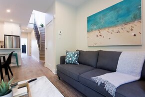 Spectacular and Modern Little Italy Penthouse