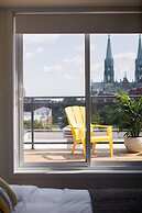 Spectacular and Modern Little Italy Penthouse