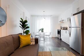 Italian Chic & Comfort