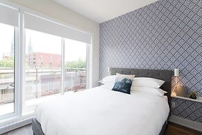 Stunning Split Level 3 BR Little Italy Apartment