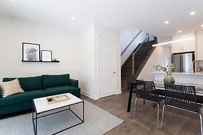 Stunning Split Level 3 BR Little Italy Apartment