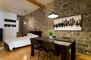 Style & Fun in Old Montreal