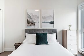 Discover Little Italy From a Bright Apartment