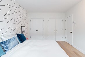 Explore Montreal From Sleek Contemporary Apartment