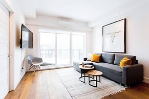 Spacious 2 Bedroom Condo in Little Italy