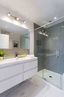 Spacious 2 Bedroom Condo in Little Italy