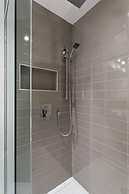 Spacious 2 Bedroom Condo in Little Italy