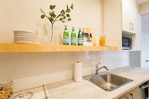 Trendy Little Italy 3 Bedroom Condo