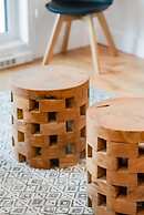 Hip, Stylish Apartment in Little Italy