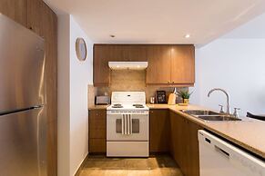 Fresh & Styled 2 Bedroom Apt in Mile End