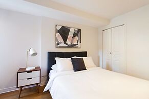 Fresh & Styled 2 Bedroom Apt in Mile End