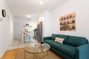 Live Like a Local in Le Plateau