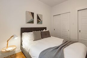 Exquisite Modern Condo in Little Italy