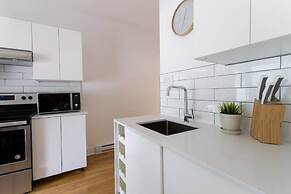 Urban Gem in Le Plateau