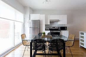 Urban Gem in Le Plateau