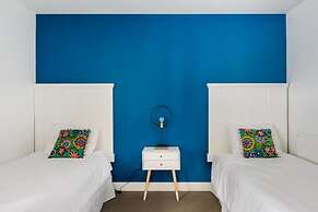 Commodious Condominium in Tranquil Lakeside Setting