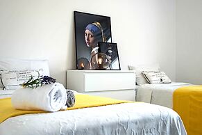 Phaedrus Living: Seaside Luxury Flat Natalia 102