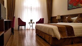 Heaven Gate Hotel O Quy Ho