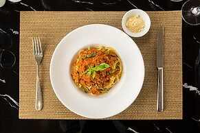 Heaven Gate Hotel O Quy Ho