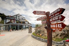 Heaven Gate Hotel O Quy Ho
