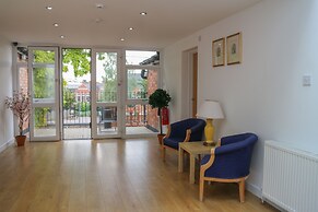 Oscar Lodge
