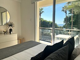 Constantinos Seaview Residence