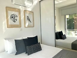 Constantinos Seaview Residence