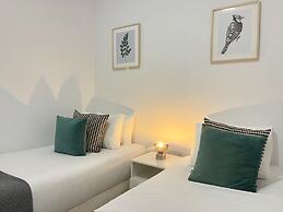 Constantinos Seaview Residence