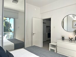 Constantinos Seaview Residence