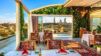 Shirvanshah Hotel