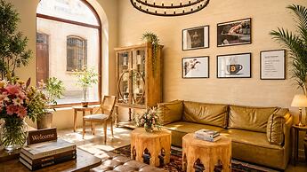 Shirvanshah Hotel
