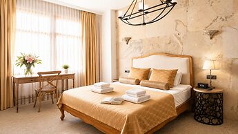 Shirvanshah Hotel