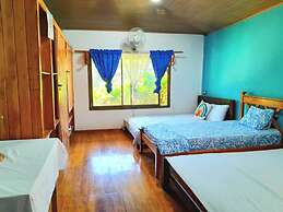 Hostel Marisol Playa Samara