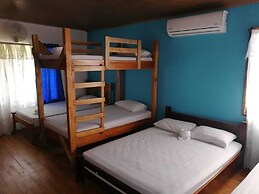 Hostel Marisol Playa Samara