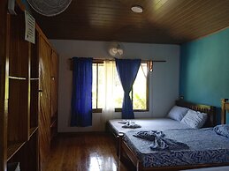 Hostel Marisol Playa Samara
