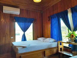 Hostel Marisol Playa Samara