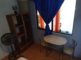 Hostel Marisol Playa Samara